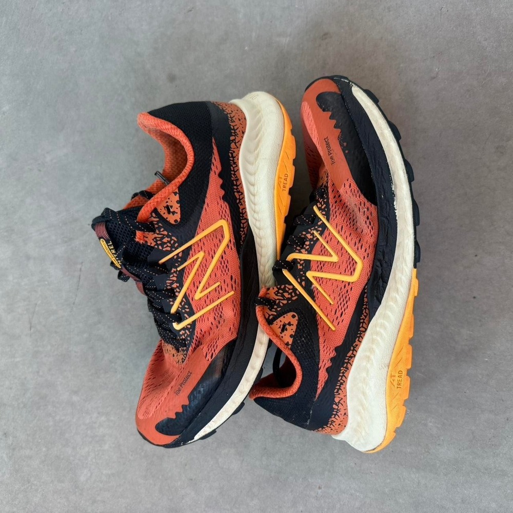 New Balance Nitrel orange trail running shoes Sz 9